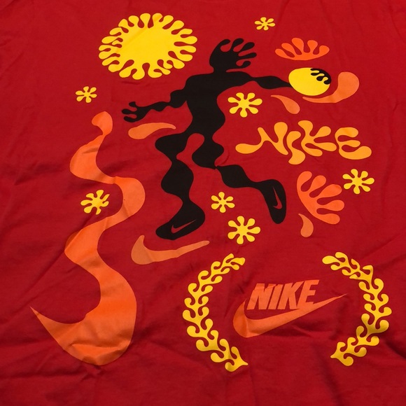 NIKE SQUIGGLES UNIVERSITY RED LONG SLEEVE TEE LARGE - Picture 4 of 11
